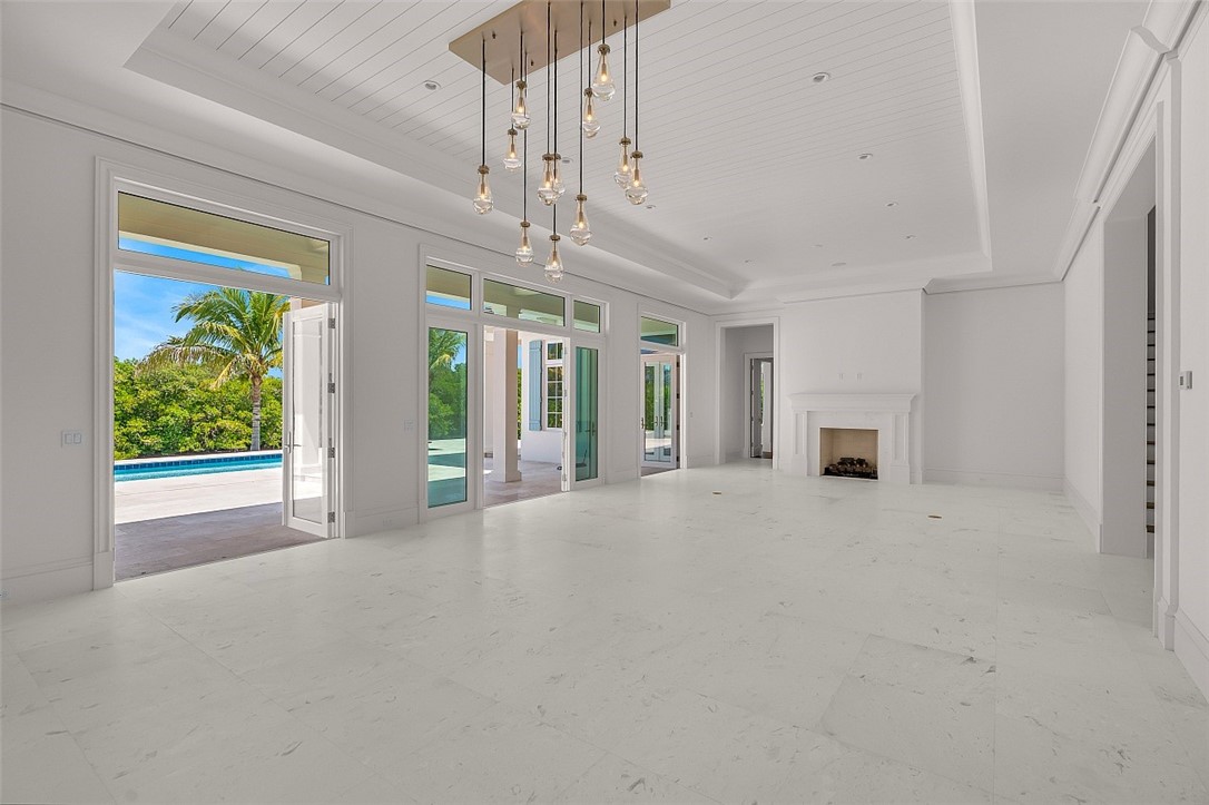 120 Coconut Palm Road Vero Beach, FL 32963 - Photo 10 of 36