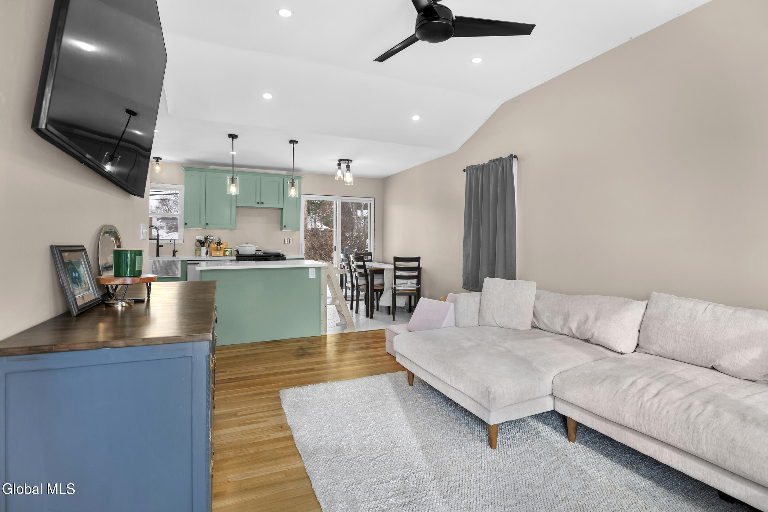 9 Nelson Avenue Colonie, NY 12110 - Photo 11 of 38 11_9 nelson ave latham