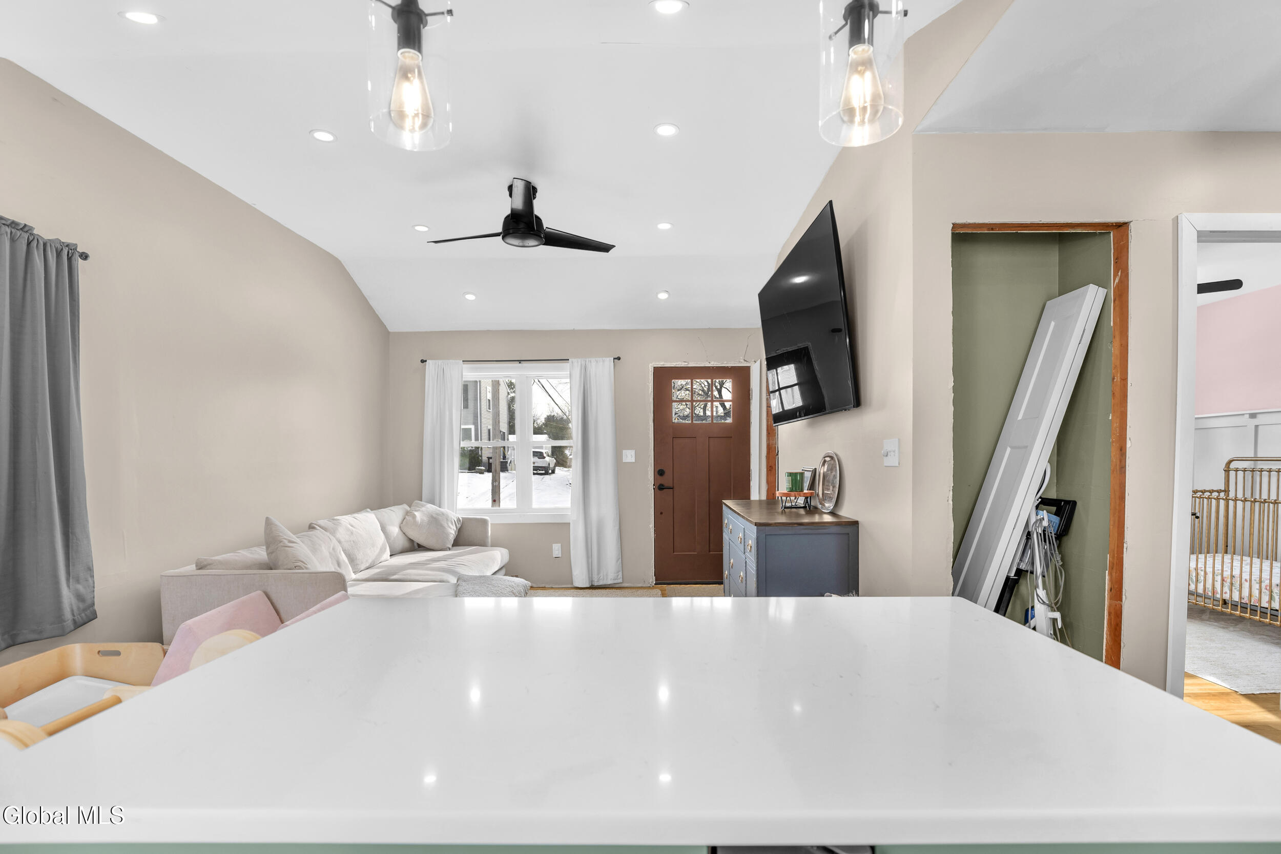 9 Nelson Avenue Colonie, NY 12110 - Photo 14 of 38 14_9 nelson ave latham