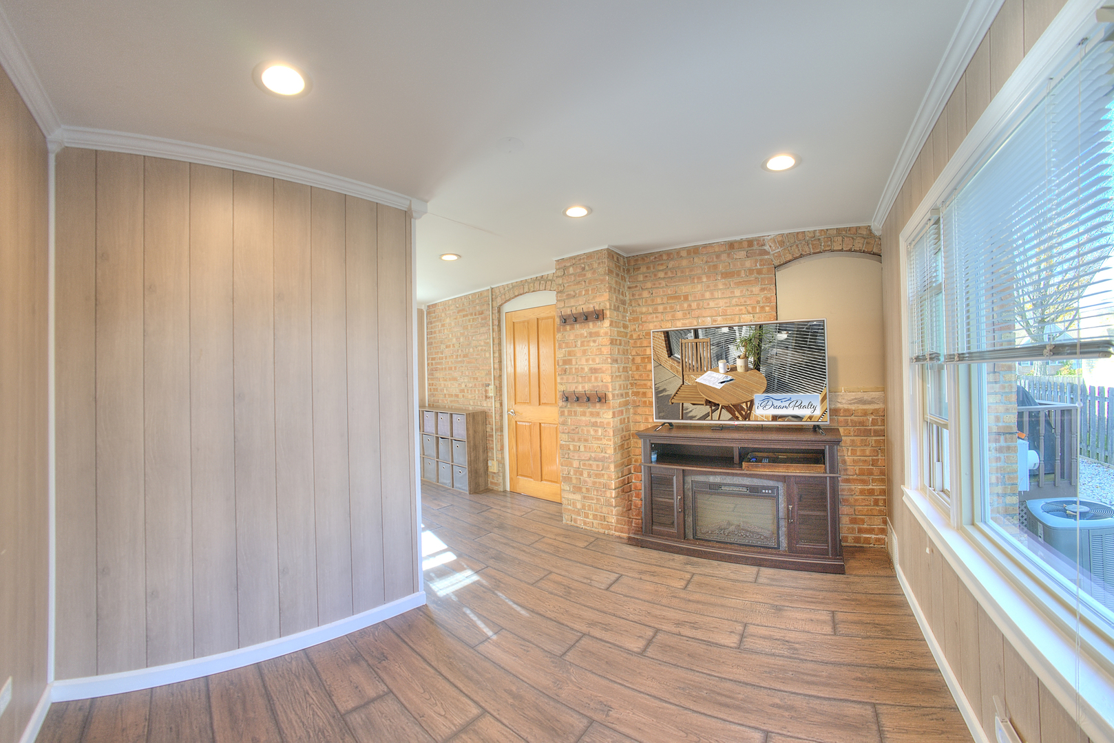 501 North Maple Street Mount Prospect, IL 60056 - Photo 14 of 27 a open kitchen with a sink and stainless steel appliances