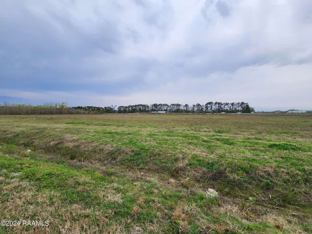 $467,200 | P-2 P-2 Stirling Lane, Rayne, LA 70578