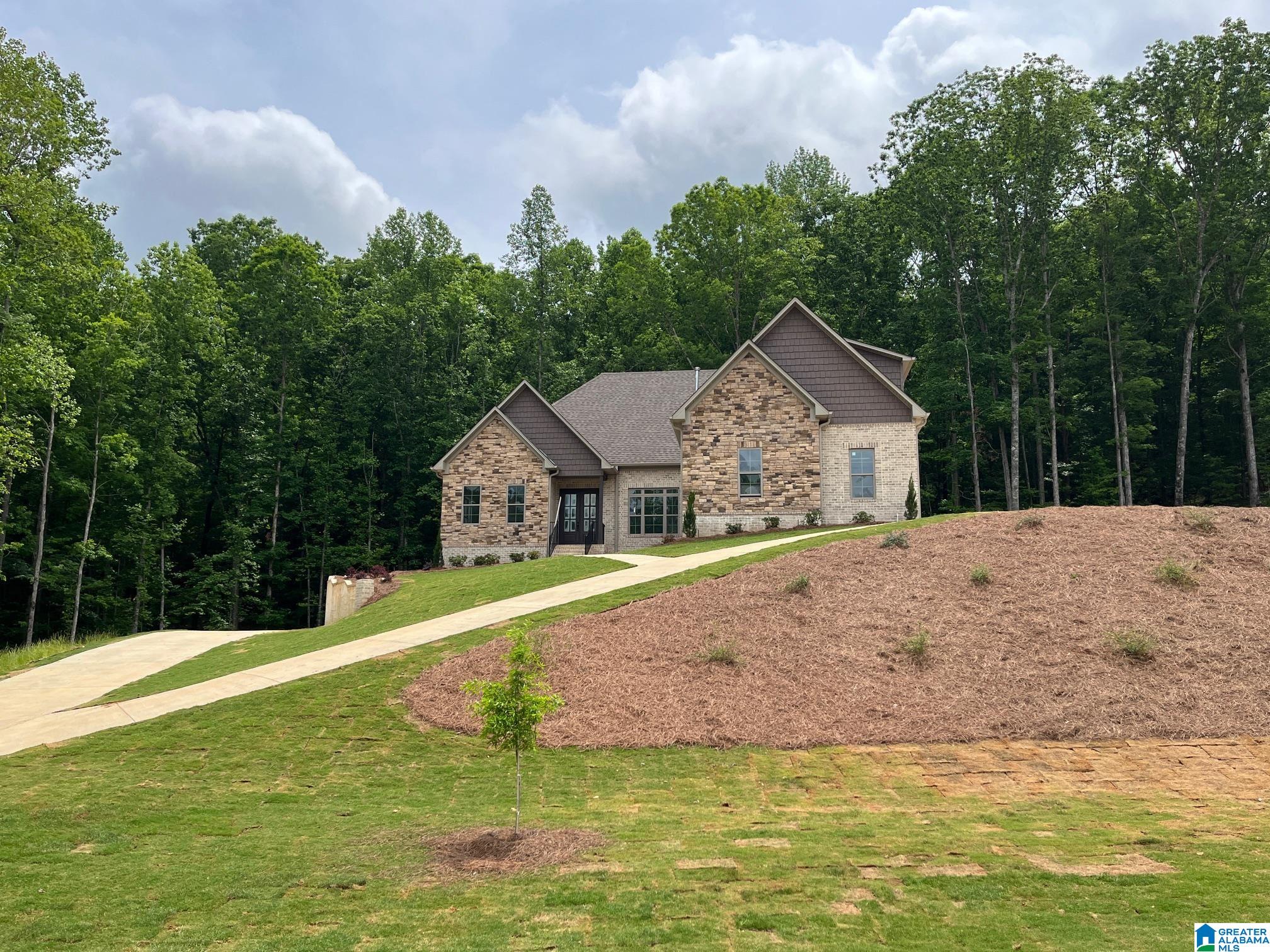 2112 Grey Oaks Terrace Pelham, AL 35124 - Photo 2 of 20