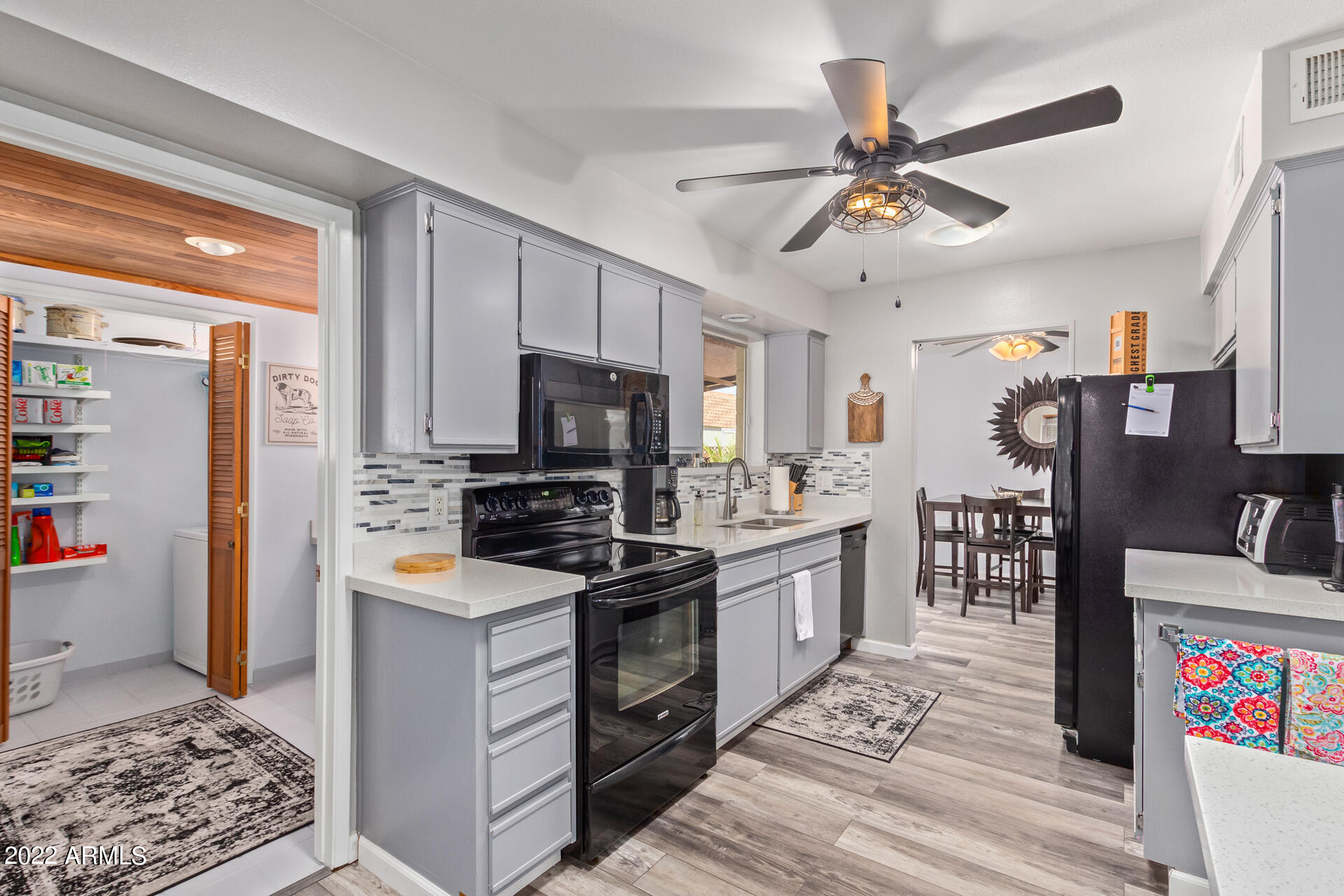 5812 Casper Road Mesa, AZ 85205 - Photo 14 of 29 5812 E. Casper 85215