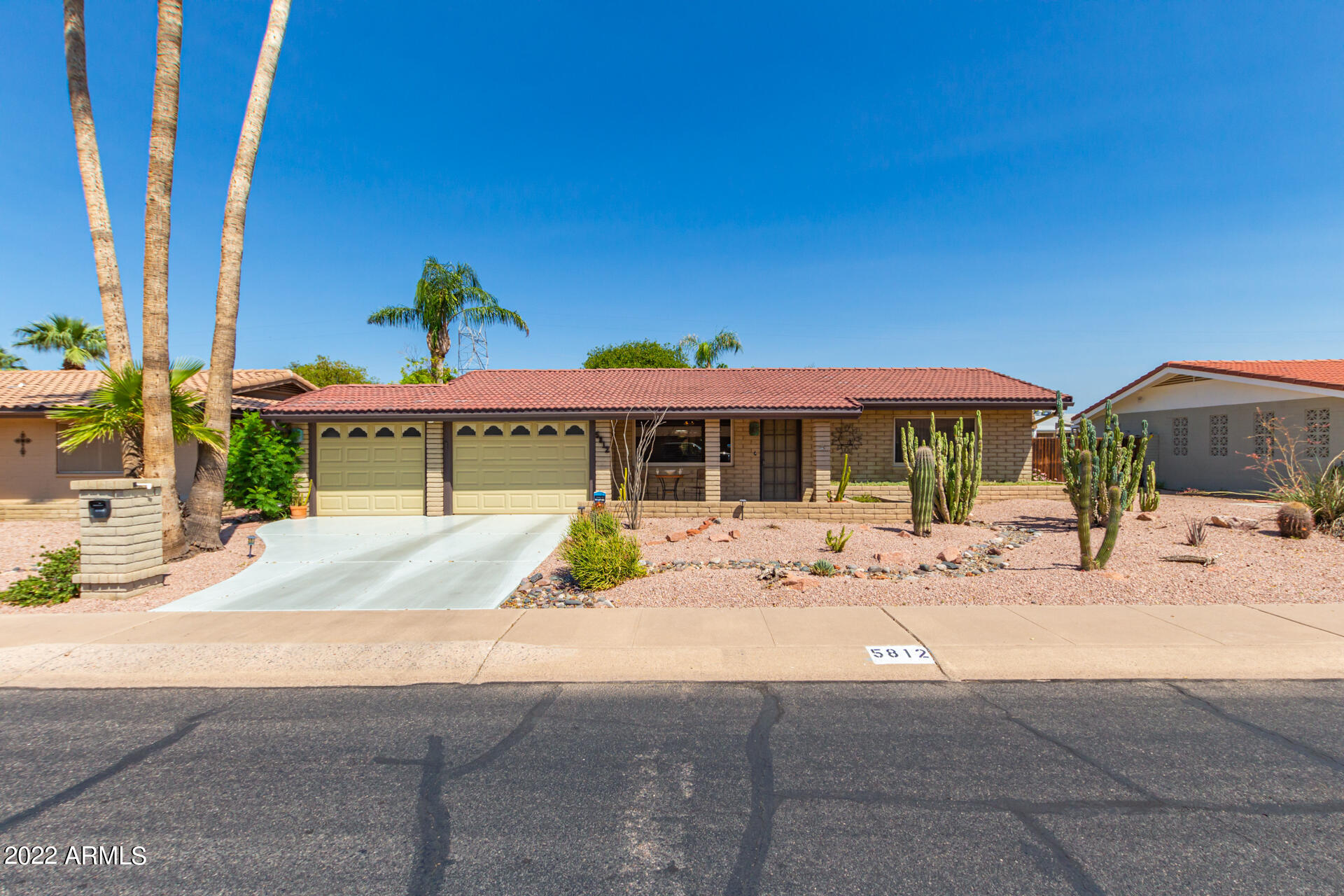 5812 Casper Road Mesa, AZ 85205 - Photo 2 of 29 5812 E. Casper 85215