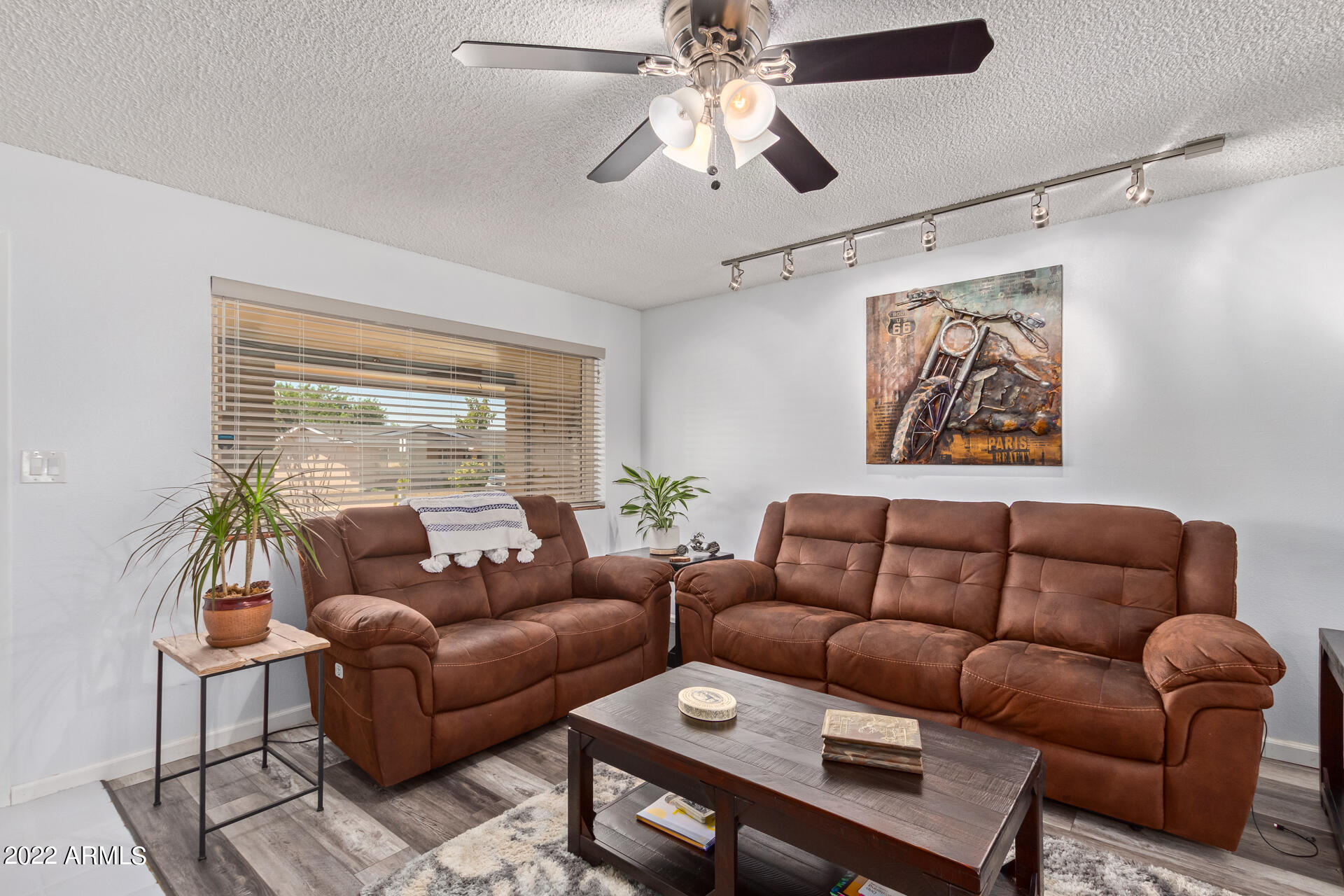5812 Casper Road Mesa, AZ 85205 - Photo 9 of 29 5812 E. Casper 85215