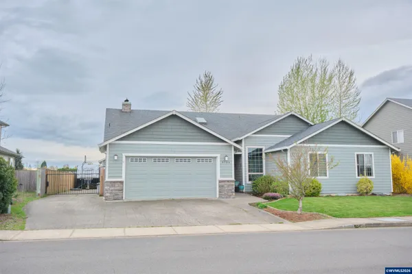 $775,000 | 9754 Willamette Street, Aumsville, OR 97325