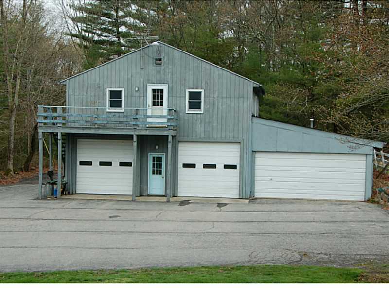 22 Hoxsie Road Richmond, RI 02892 - Photo 24 of 24 Shop/Service Bay(s). 900 sq ft office above heated shop. 9 ft ceilings