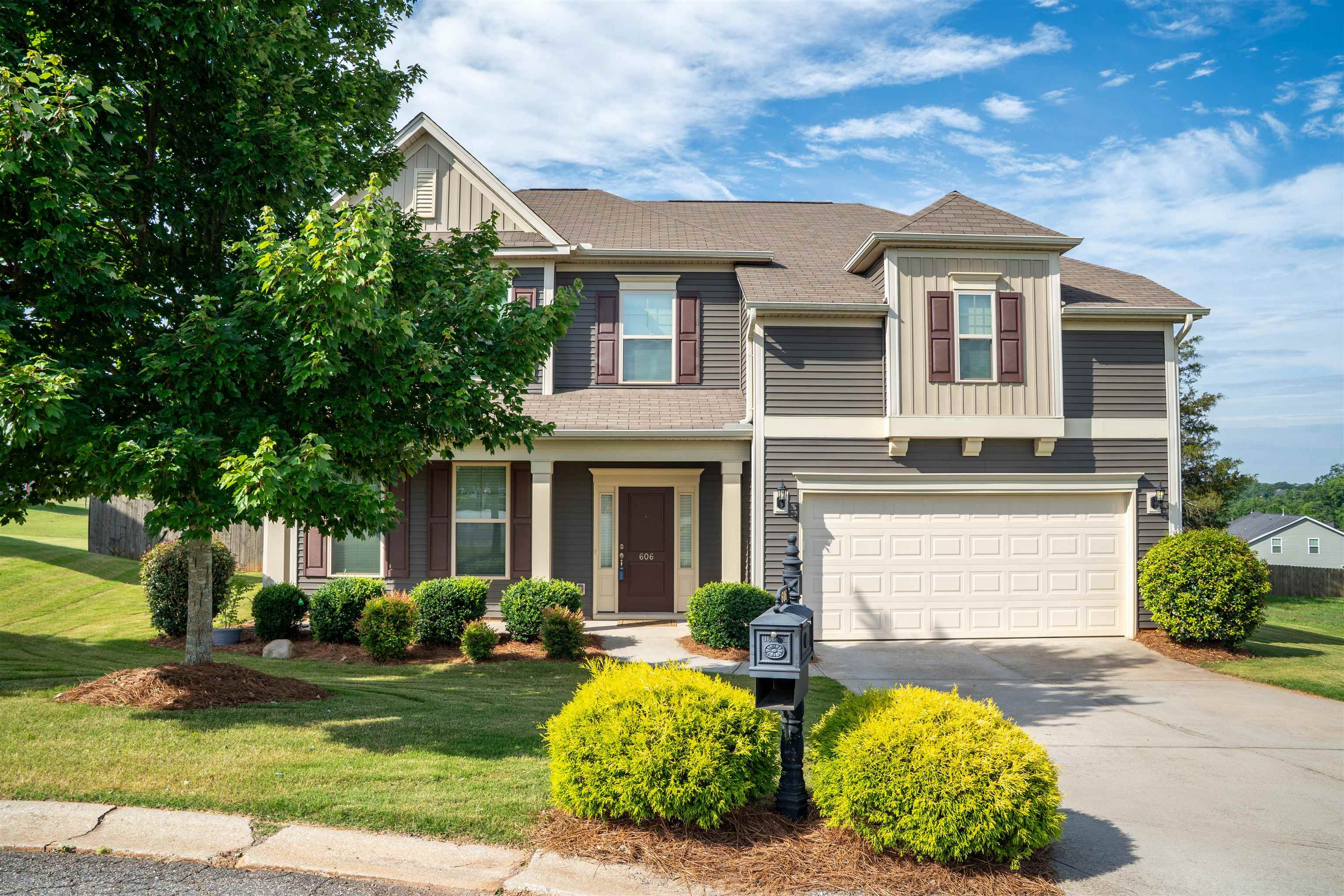 606 Big Oak Court Inman, SC 29349 - Photo 1 of 47