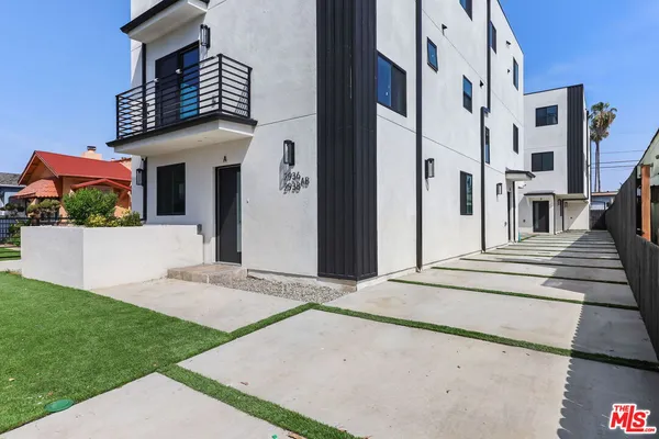 $4,762 | 2938 West Boulevard, Unit B, Los Angeles, CA 90016