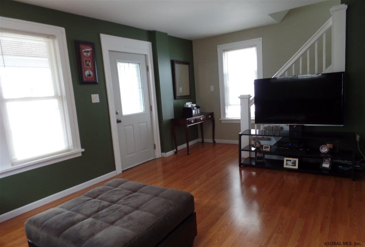 1926 Lenox Road Schenectady, NY 12308 - Photo 3 of 15 Photo 3