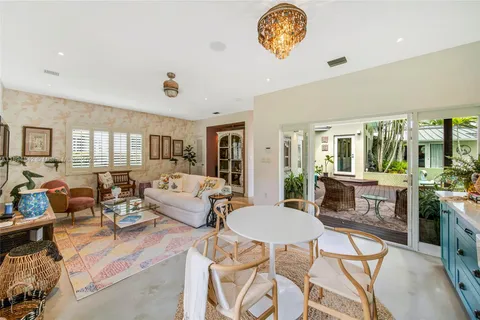 $3,195,000 | 6645 Southwest 73rd Court, Miami, FL 33143