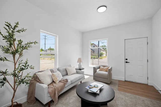 $930,000 | 1509 North Maple Street, Spokane, WA 99201