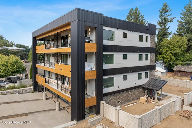 $2,495,000 | 2027 East Mullan Avenue, Coeur D'Alene, ID 83814