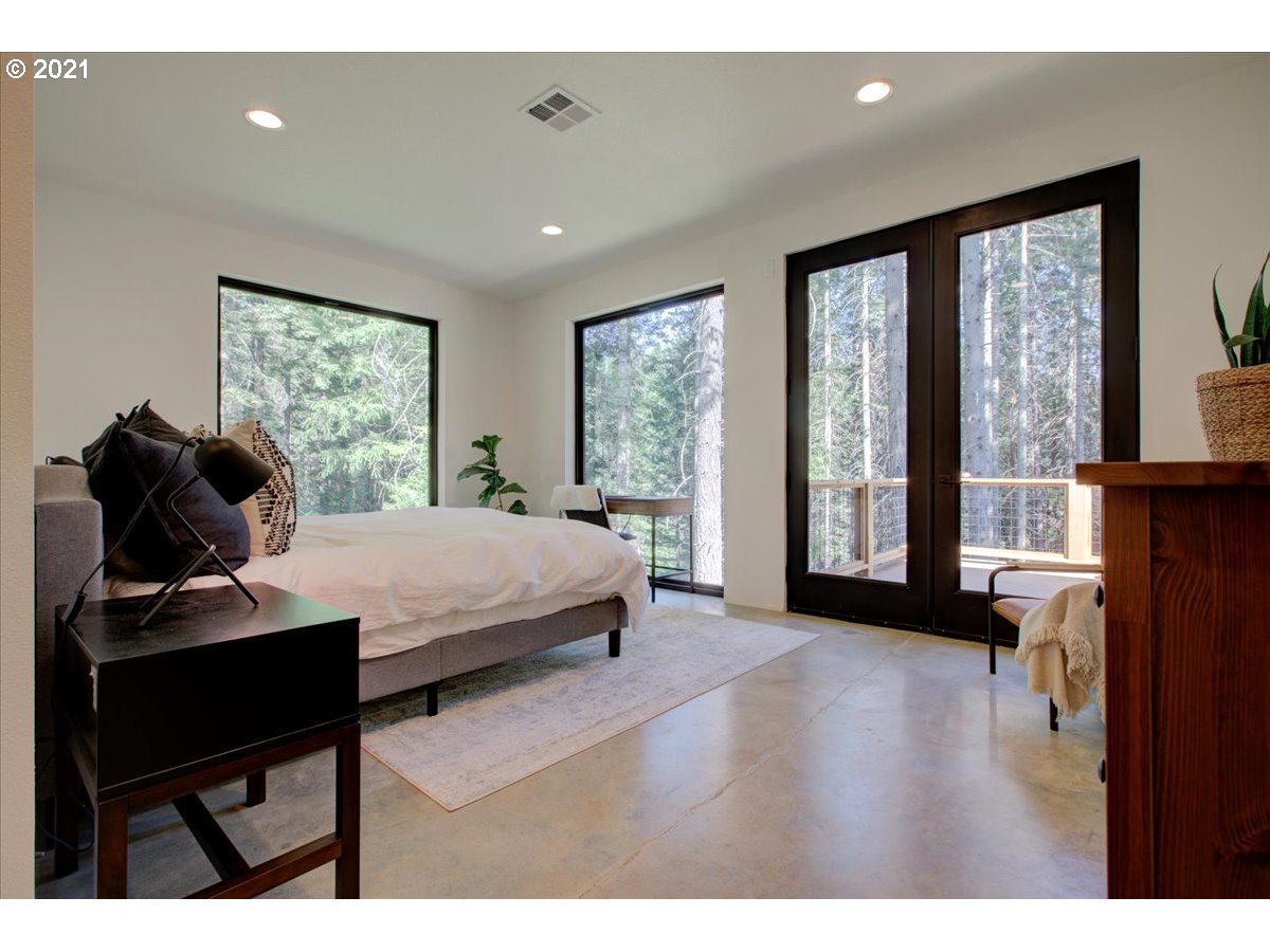 75 Spring Creek Road White Salmon, WA 98672 - Photo 12 of 29 Gallery Image 12