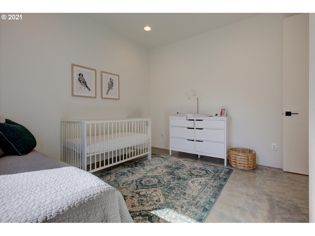 75 Spring Creek Road White Salmon, WA 98672 - Photo 20 of 29 Gallery Image 20