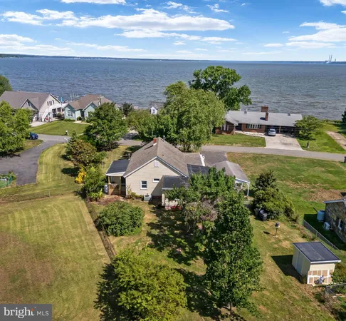$319,000 | 3304 Riverview Drive, Colonial Beach, VA 22443