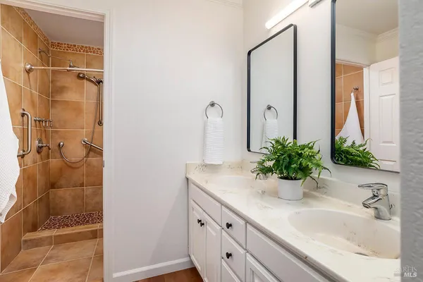 $799,000 | 6 Cottonwood Place, Novato, CA 94945