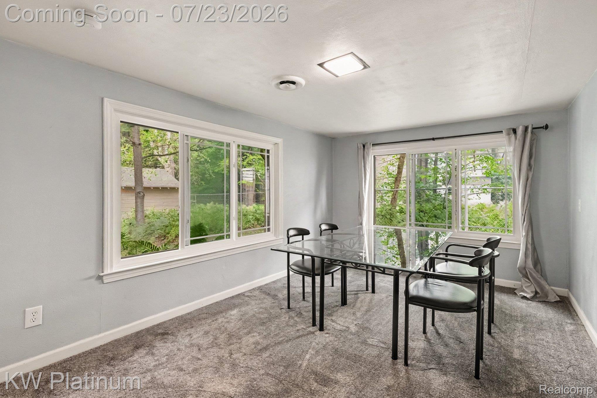 4885 Lakeshore Road Fort Gratiot, MI 48059 - Photo 17 of 26 017_file_8656.jpg