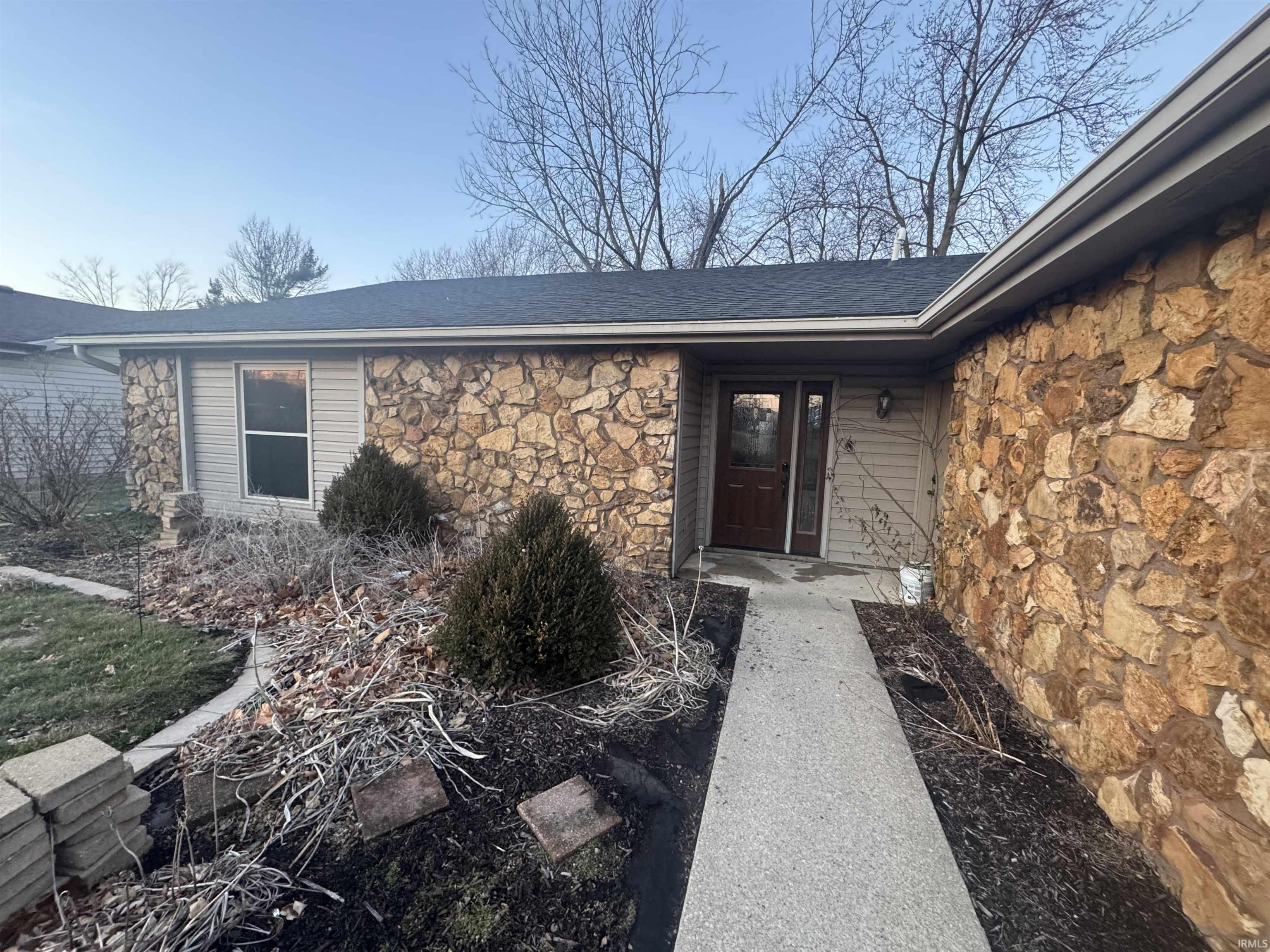 2704 West Royerton Road Muncie, IN 47303 - Photo 3 of 12