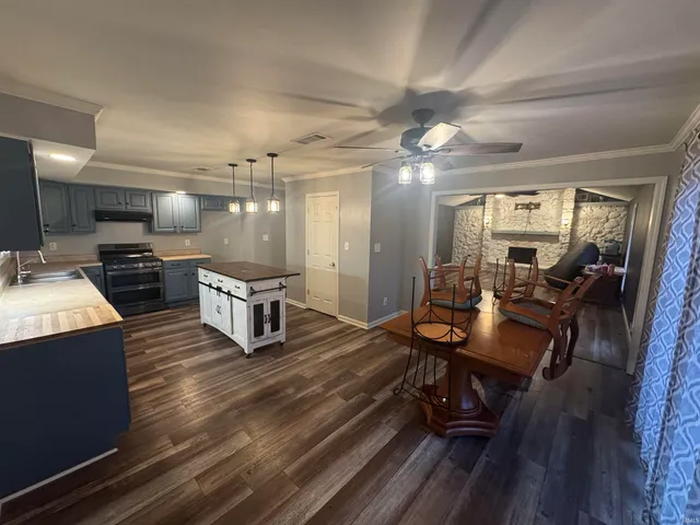 $183,000 | 2704 West Royerton Road, Muncie, IN 47303