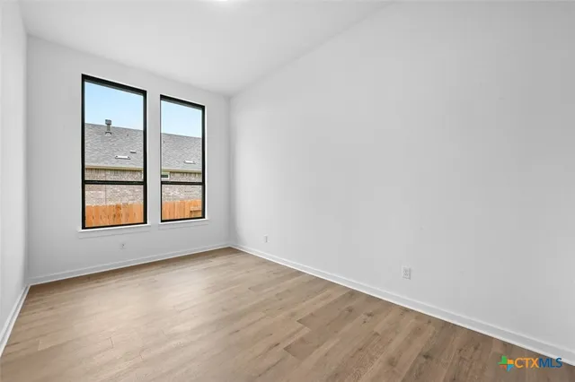 $579,990 | 355 Tumbling Creek Run, Kyle, TX 78640