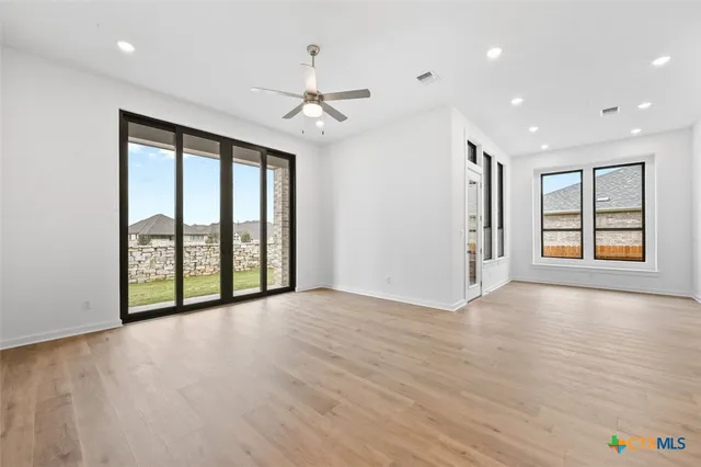 $579,990 | 355 Tumbling Creek Run, Kyle, TX 78640