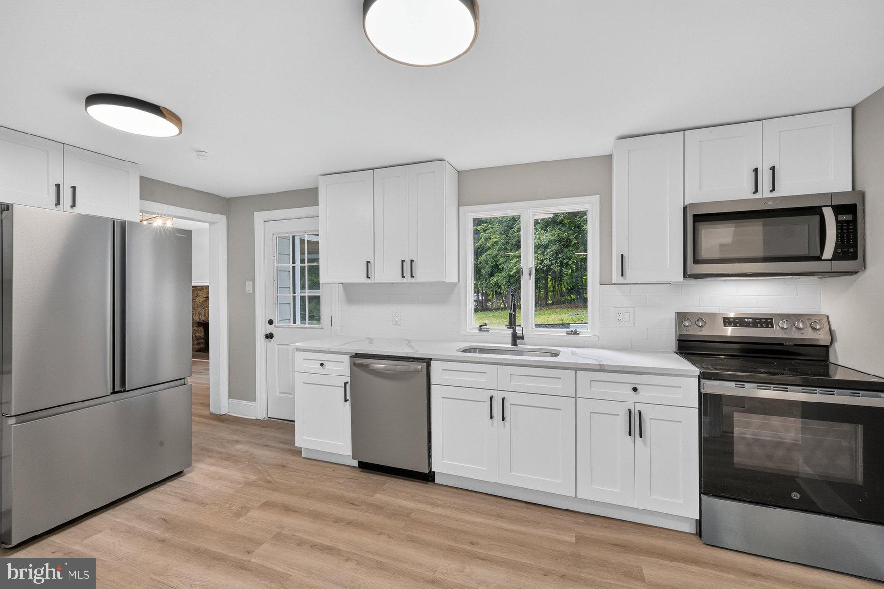 25546 Military Road Cascade, MD 21719 - Photo 4 of 43