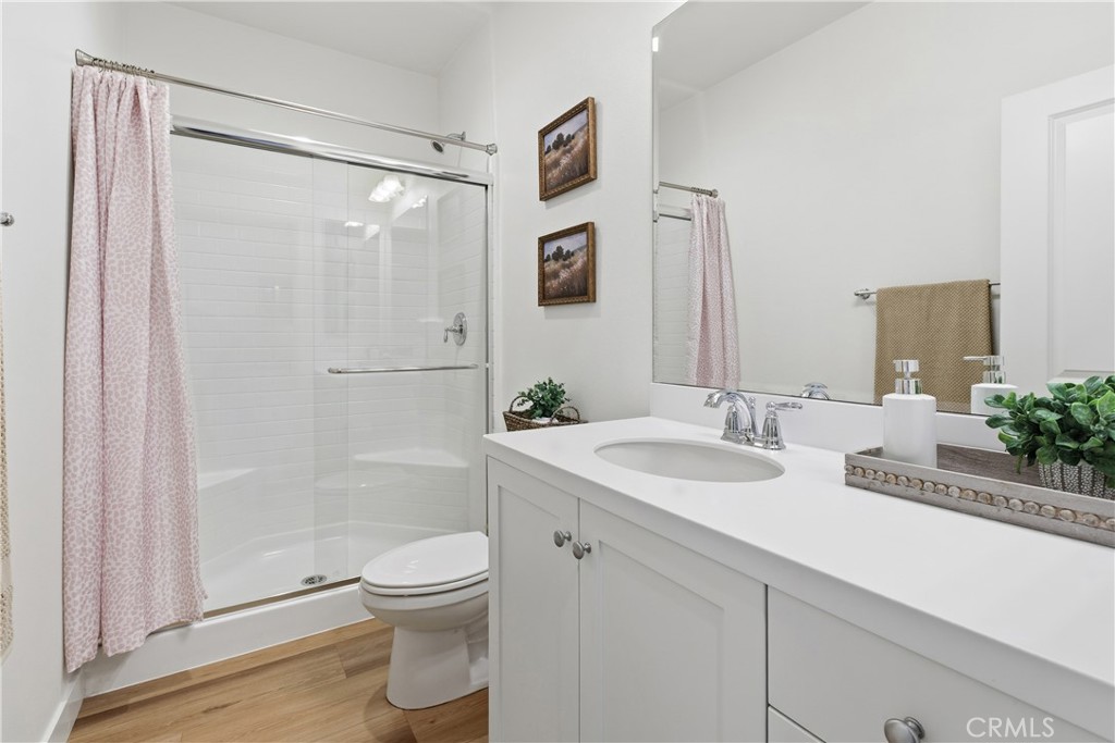 34727 Ribbon Grass Way Murrieta, CA 92563 - Photo 27 of 54 Next-Gen Bathroom