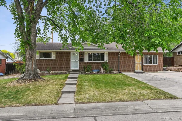 $645,000 | 1373 South Cape Way, Lakewood, CO 80232