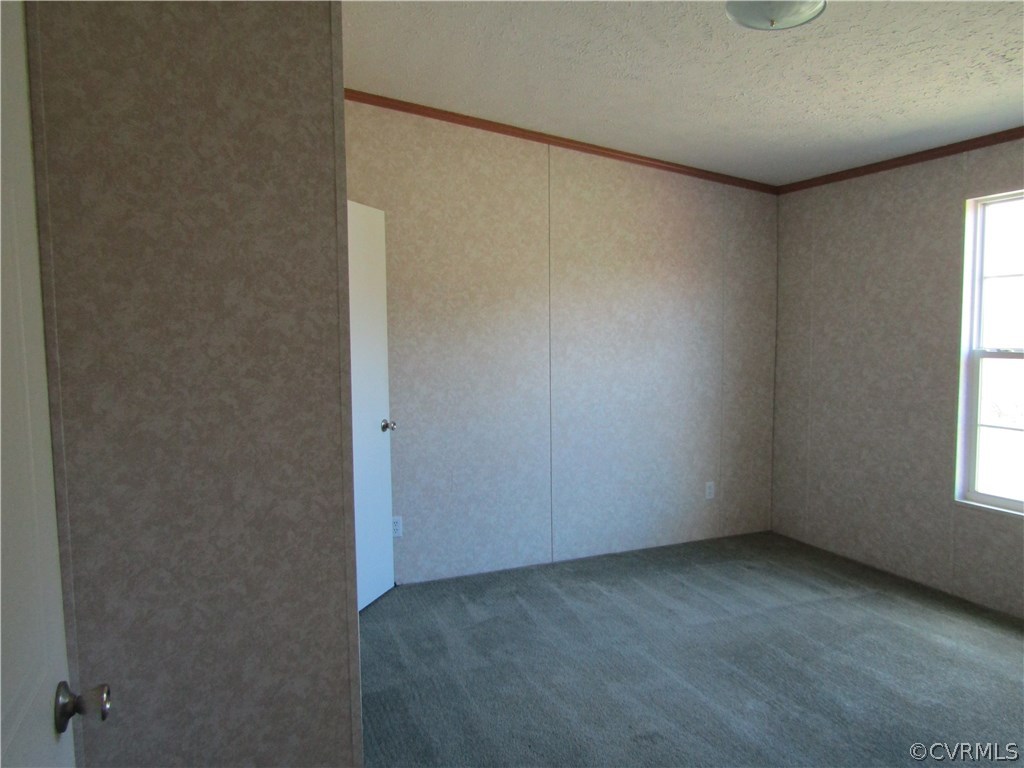 17622 Fox Branch Road Carson, VA 23830 - Photo 27 of 30 an empty room with a window