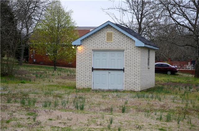 4014 West Hamilton Road Nashville, TN 37218 - Photo 4 of 7 Matching brick shed for storage