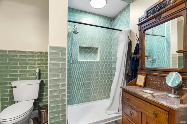 $299,900 | 622 West Milroy Avenue, Rensselaer, IN 47978