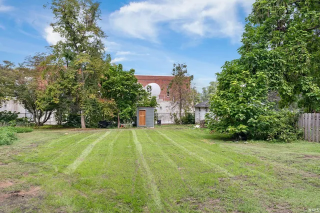 $299,900 | 622 West Milroy Avenue, Rensselaer, IN 47978