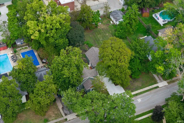 $299,900 | 622 West Milroy Avenue, Rensselaer, IN 47978