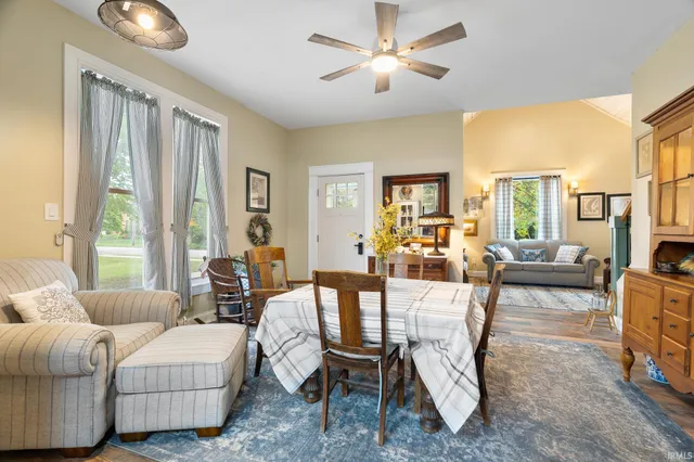 $299,900 | 622 West Milroy Avenue, Rensselaer, IN 47978