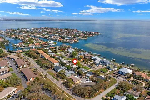 $665,000 | 4540 Bayshore Boulevard Northeast, St. Petersburg, FL 33703