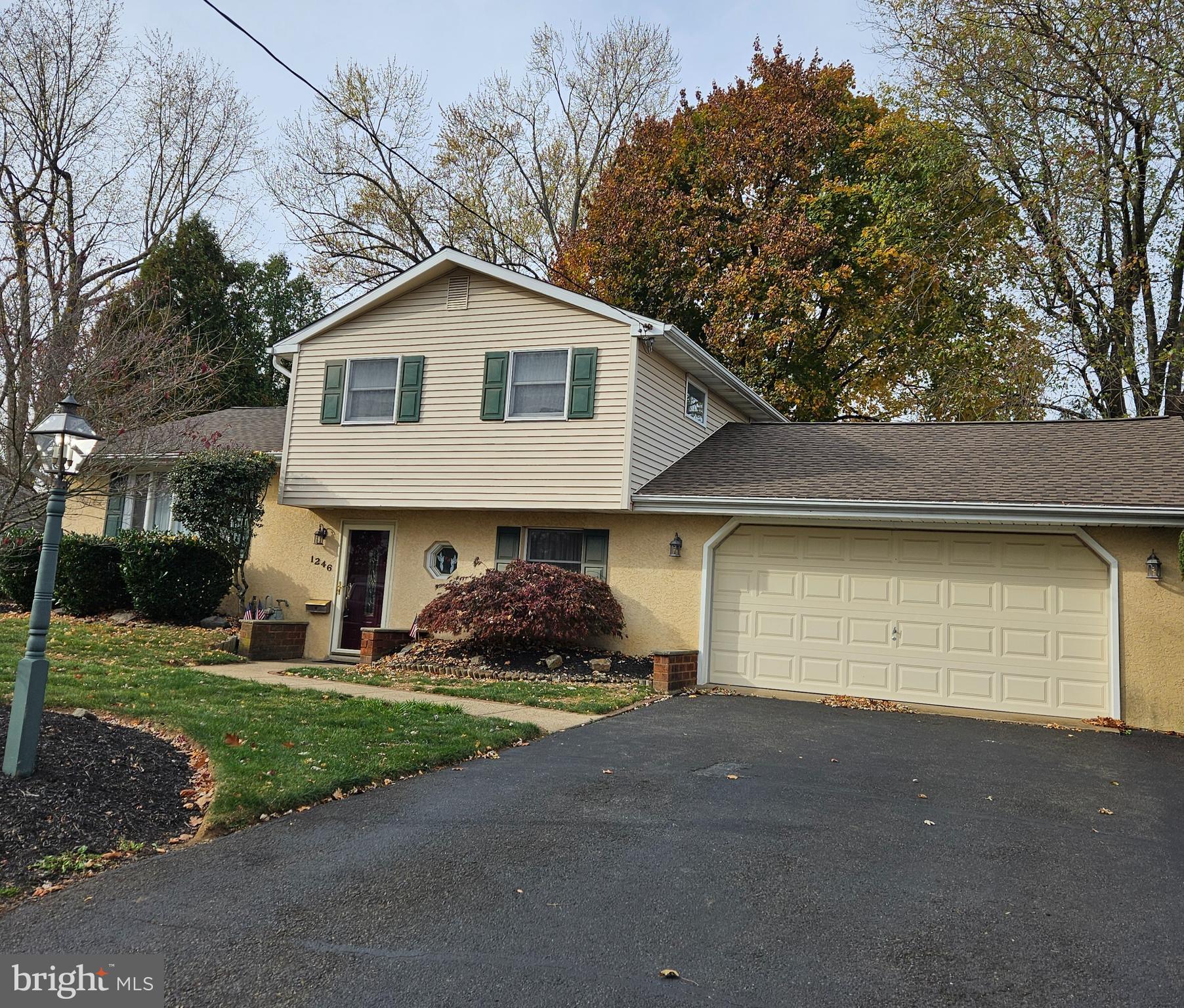 1246 Irma Road Warminster, PA 18974 - Photo 3 of 25 Gallery Image 3