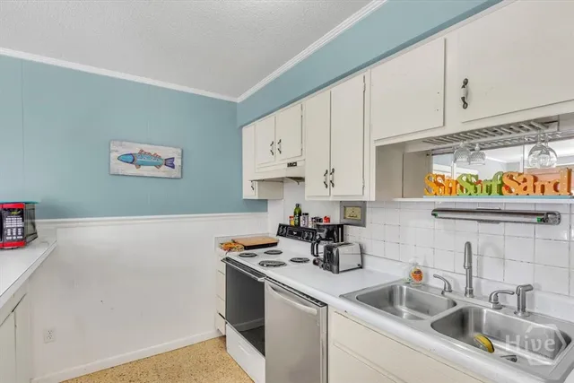 $1,200,000 | 815 Miller Avenue, Tybee Island, GA 31328