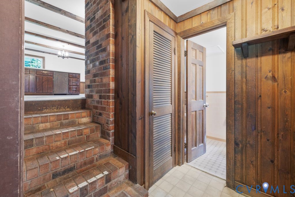 16064 Binns Road Doswell, VA 23047 - Photo 16 of 35 a view of a bathroom