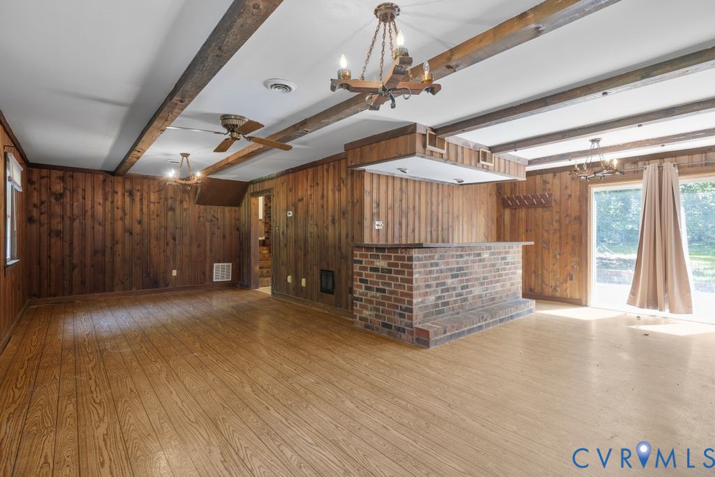 16064 Binns Road Doswell, VA 23047 - Photo 18 of 35 a view of an empty room with a window