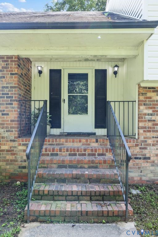 16064 Binns Road Doswell, VA 23047 - Photo 5 of 35