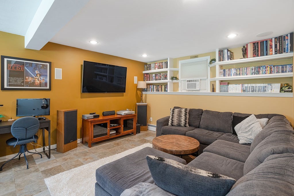 55 Dunster Road Holliston, MA 01746 - Photo 27 of 42 Gallery Image 27