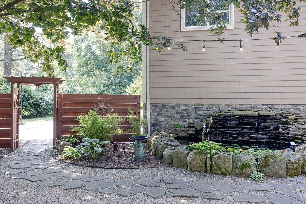 55 Dunster Road Holliston, MA 01746 - Photo 36 of 42 Gallery Image 36