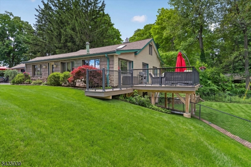 11 Rocky Point Road West Milford, NJ 07421 - Photo 3 of 47