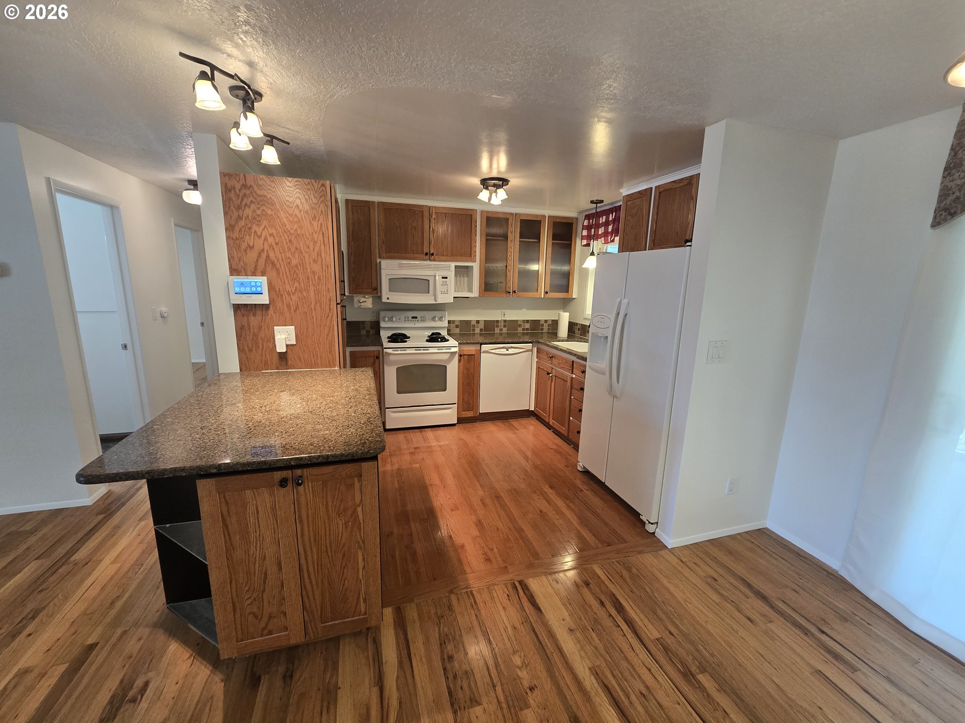 1289 Astor Way Woodburn, OR 97071 - Photo 8 of 34