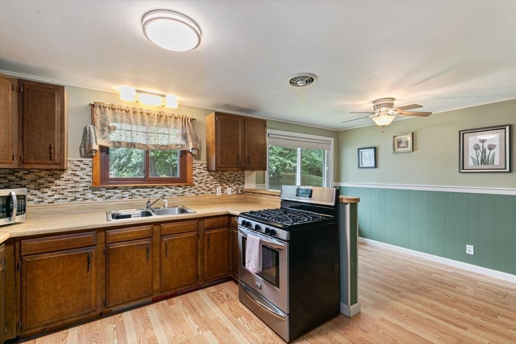 49 Nevins Road Methuen, MA 01844 - Photo 5 of 42 Gallery Image 5