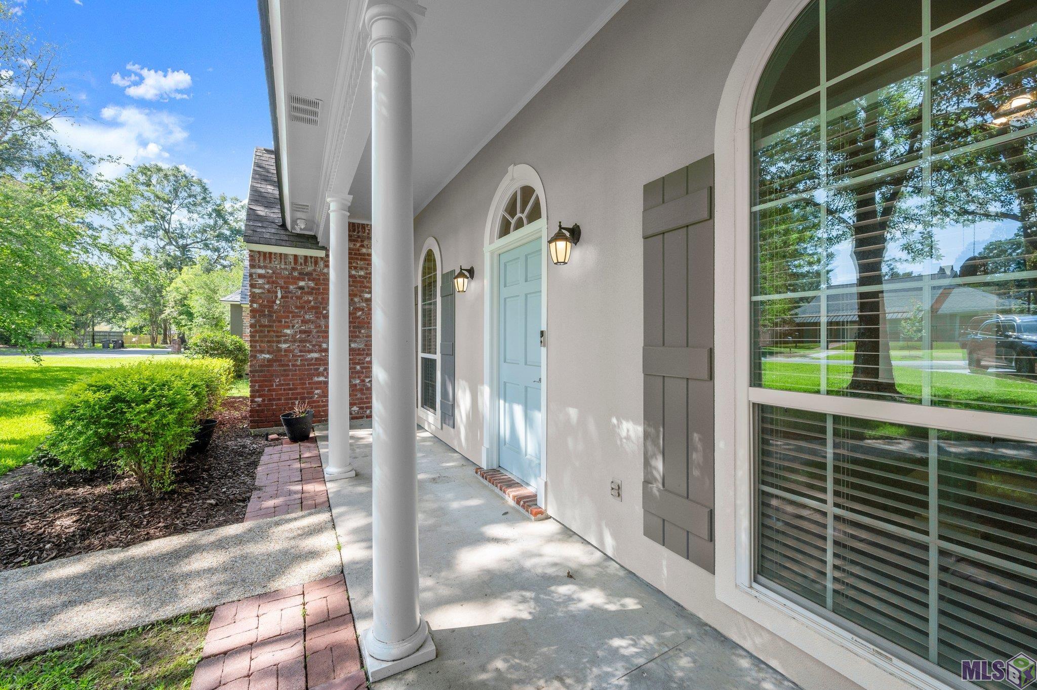 6130 Wildlife Way Court Baton Rouge, LA 70817 - Photo 4 of 31