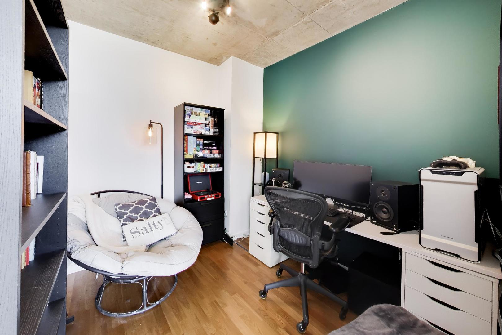 611 South Wells Street, Unit 2204 Chicago, IL 60607 - Photo 15 of 33