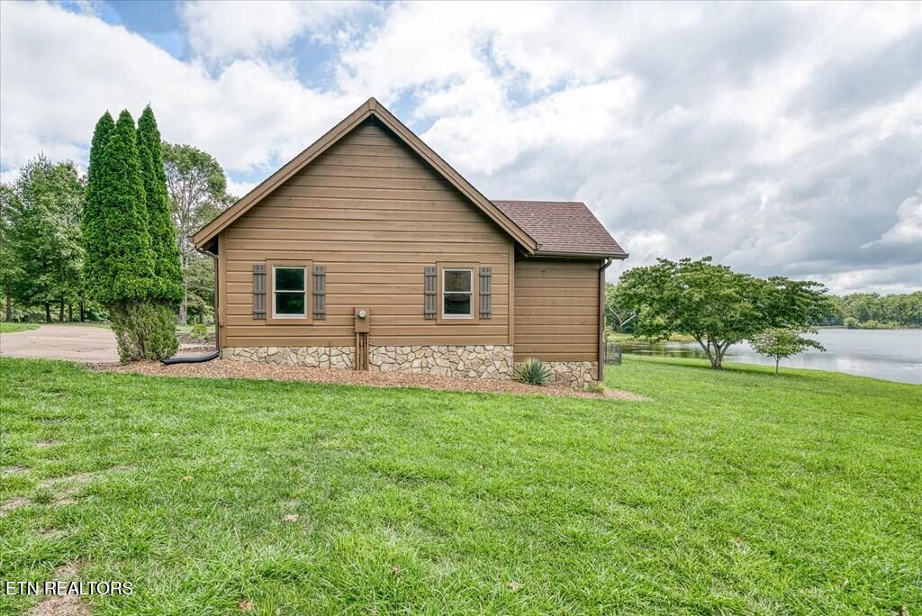 2442 Long Branch Road Spencer, TN 38585 - Photo 47 of 52 long45