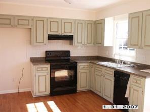 1430 Kings Road Hickory, NC 28602 - Photo 3 of 6 Gallery Image 3